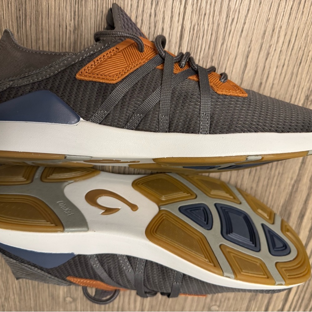 OluKai Mio Li Sneakers- Never worn! - Picture 6 of 10